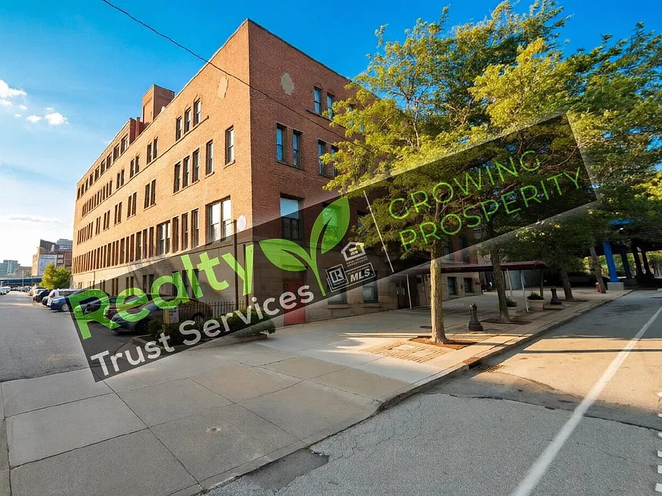 1133 W 9th St #409