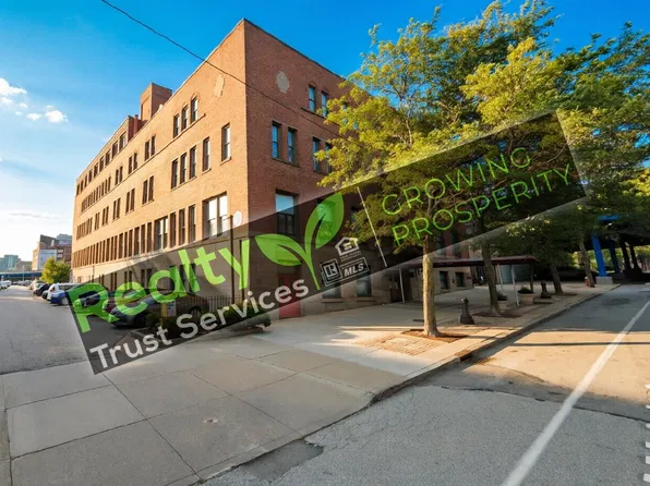 1133 W 9th St APT 409, Cleveland, OH 44113