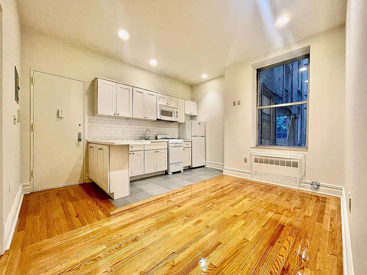 59 West Tenth Street — Photo 2