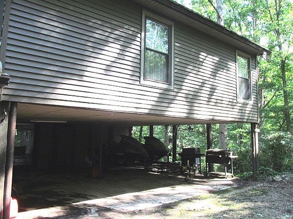 5th image of 45 Canal Dr