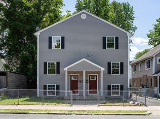 53-55 Allendale St, Springfield, MA 01107