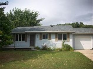 602 James St NE, Chatfield, MN 55923