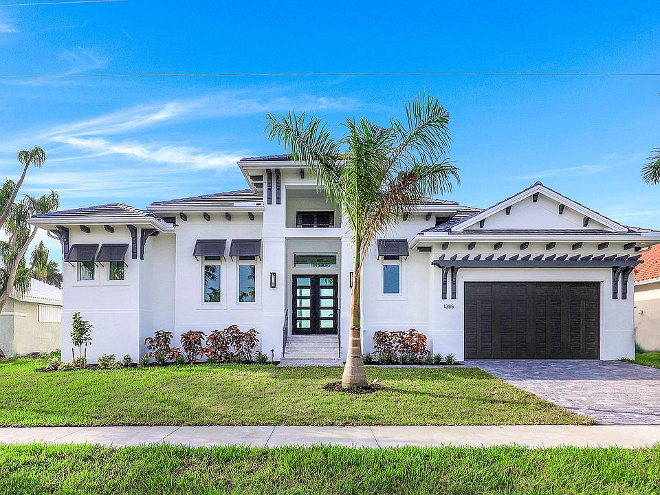 1st image of 647 Bamboo Ct