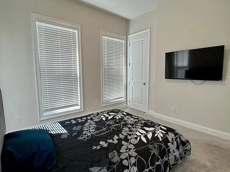 1825 La Dawn Ln NW — Photo 25