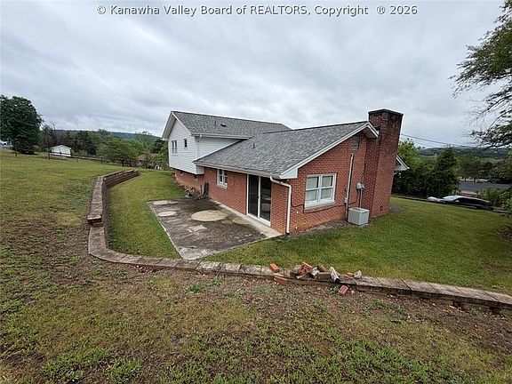 2nd image of 85 Early Ave