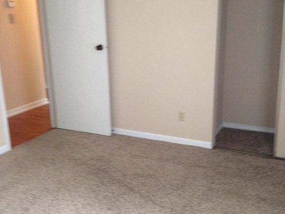 3rd image of 1209 W Mack Ave APT B