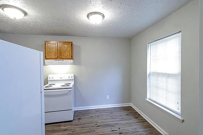 8508 Standing Oak Dr — Photo 14