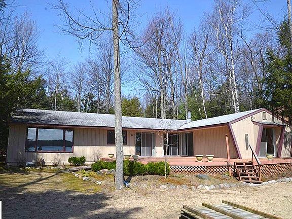 2nd image of 6683 Timberlake Dr