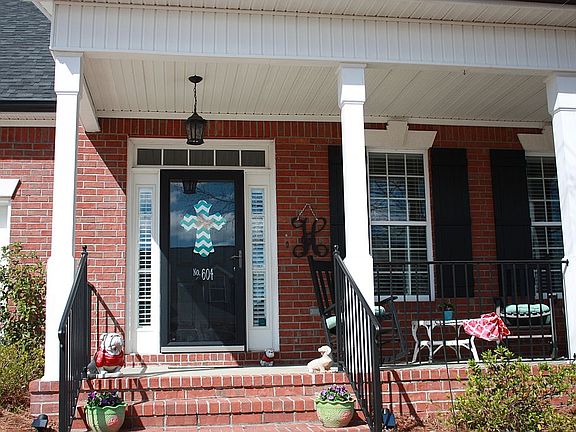 Front Porch Views for Miles