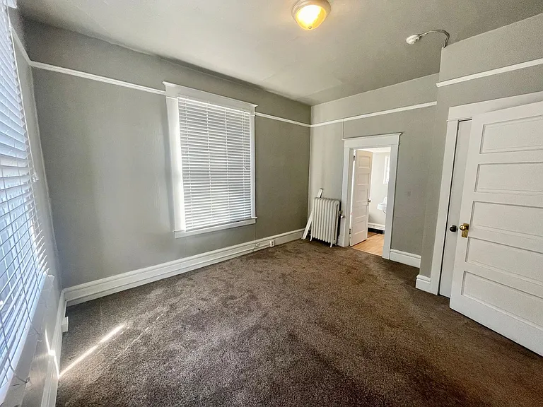 106 S Cedar St — Photo 36