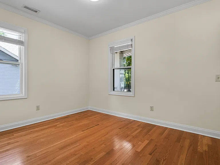 27 Milton St — Photo 10