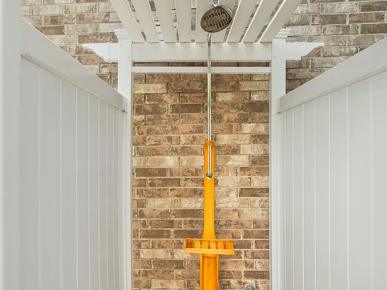 11 Pintuck Pl — Photo 32