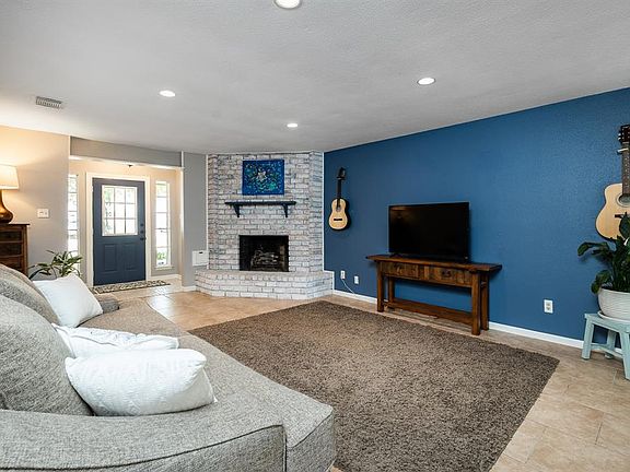5th image of 20811 Park Pine Dr