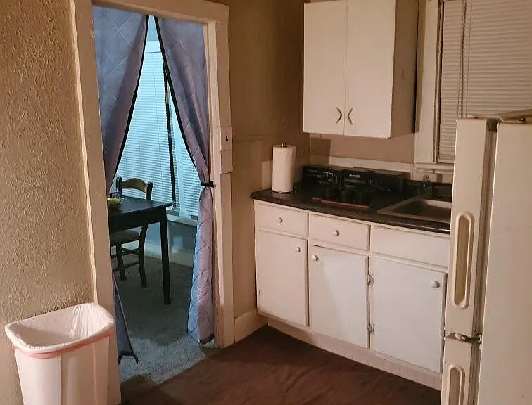 204 Landis St — Photo 9