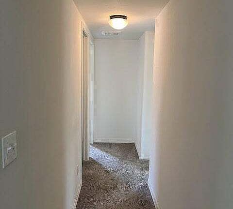 3rd image of 904 Betton Pl