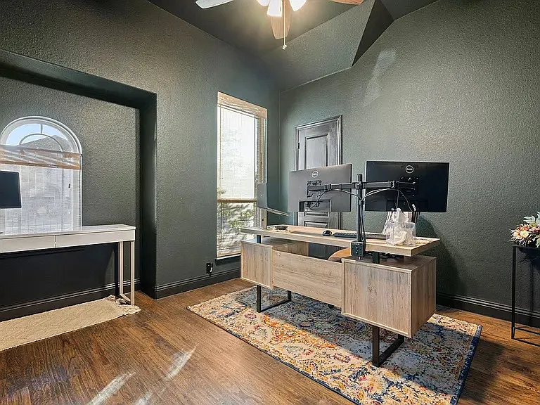 532 Tierra Vista Way — Photo 1