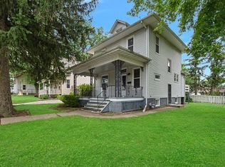 11 Felton Pl, Bloomington, IL
