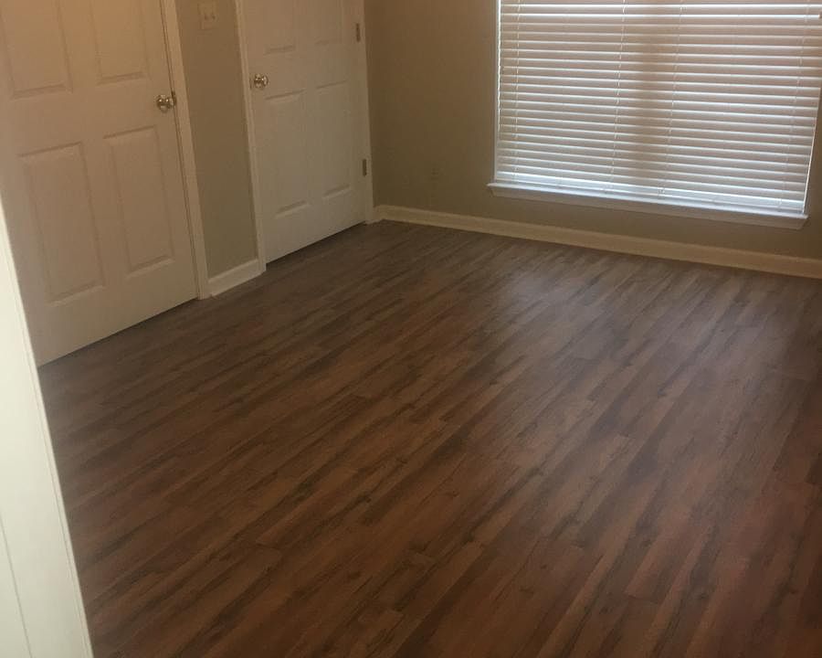 2nd image of 3013 A B E Mitchell St
