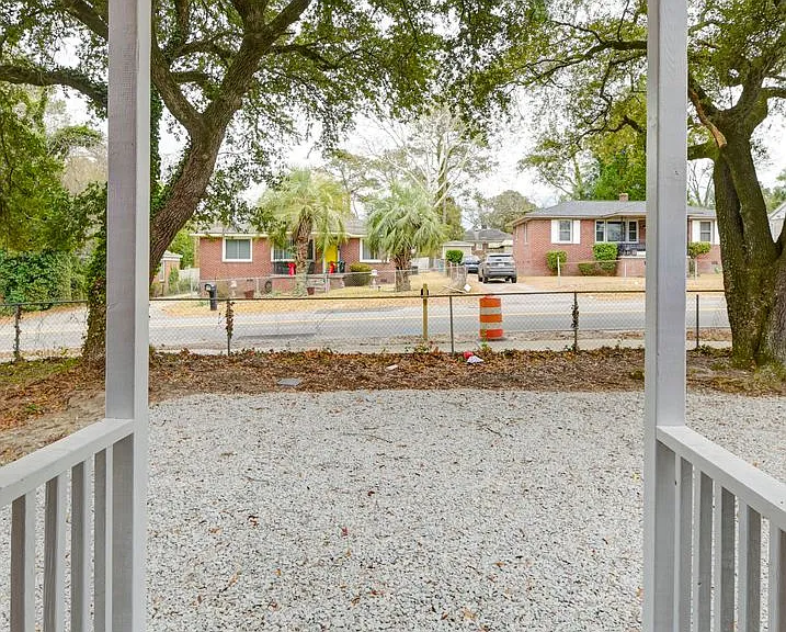 3001 Truman St — Photo 23