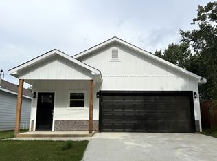 1917 Avenue A, Denison, TX 75021