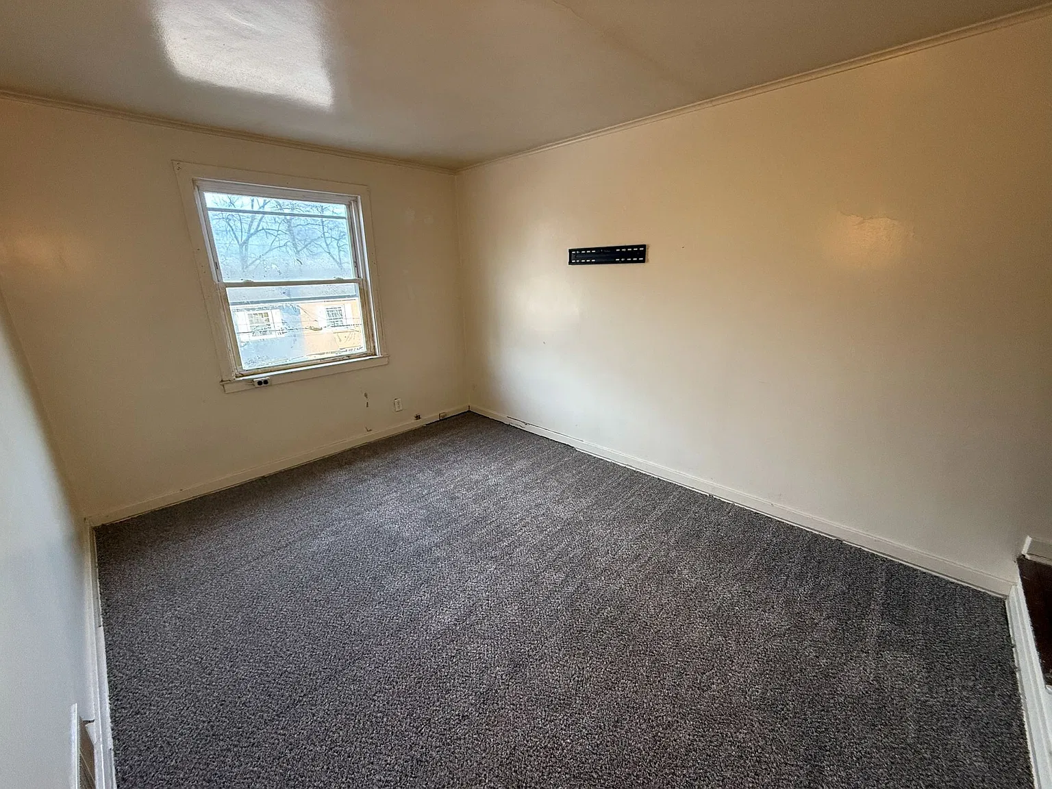 2 bed, 900 sqft, $900 — Photo 4