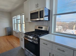 7009 N Ridge Blvd APT 3N, Chicago, IL 60645