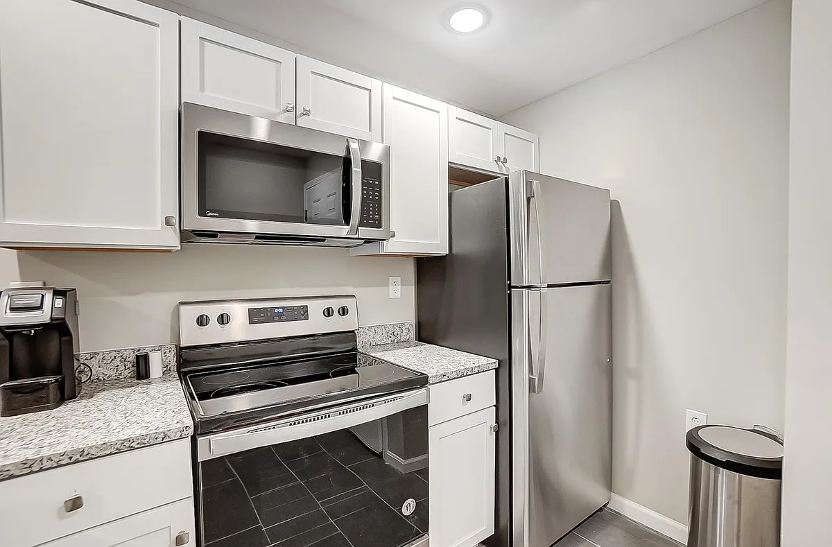 Building Photo - 2341 Burnet Ave #2
