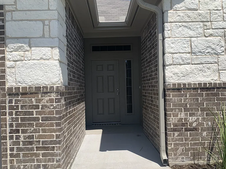1345 Aurora Grove Bnd — Photo 2