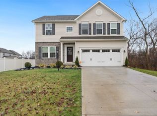 287 Winchester Ln, Brunswick, OH 44212