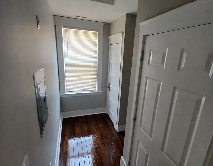 135 Pendleton St #3 — Photo 4