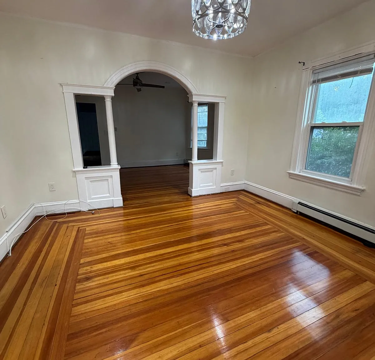 3 bed, 1380 sqft, $2,300 — Photo 3