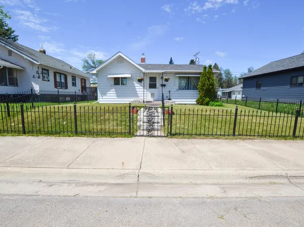 518 W Cook St, Lewistown, MT 59457