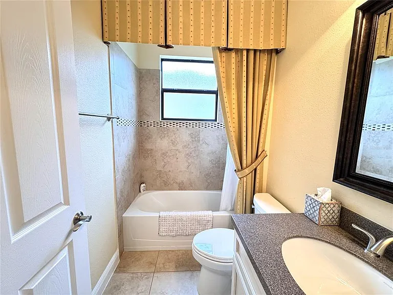 1240 W Diamond Shore Loop — Photo 12