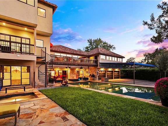 4th image of 5937 Saint Marks Cir
