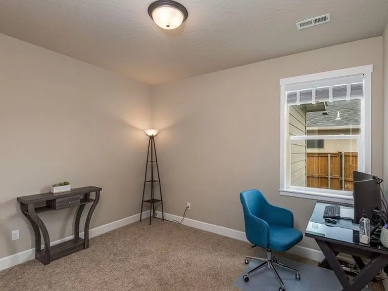 4231 S Anderson Pl — Photo 12