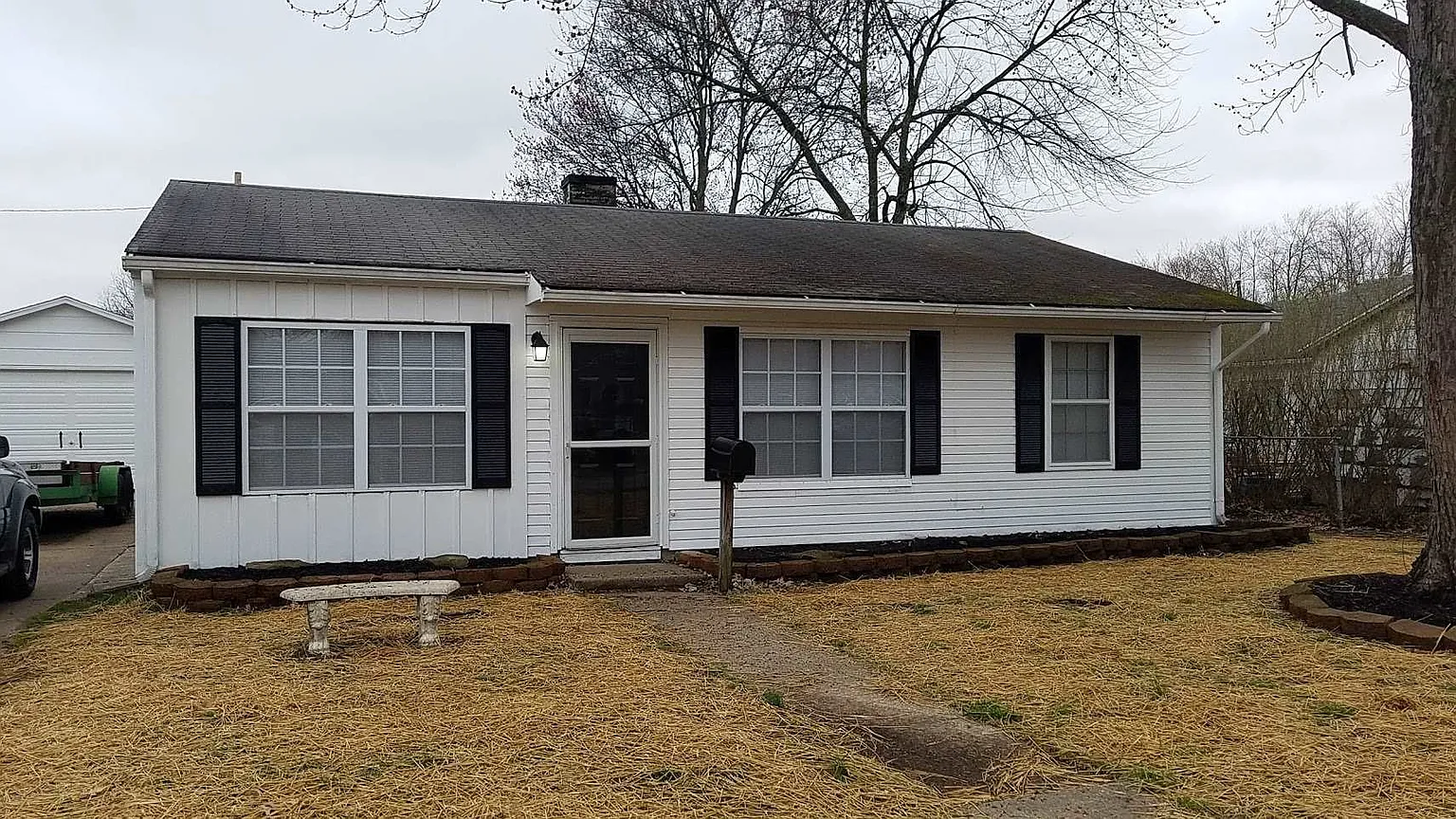 4006 Stratford Rd photo 1