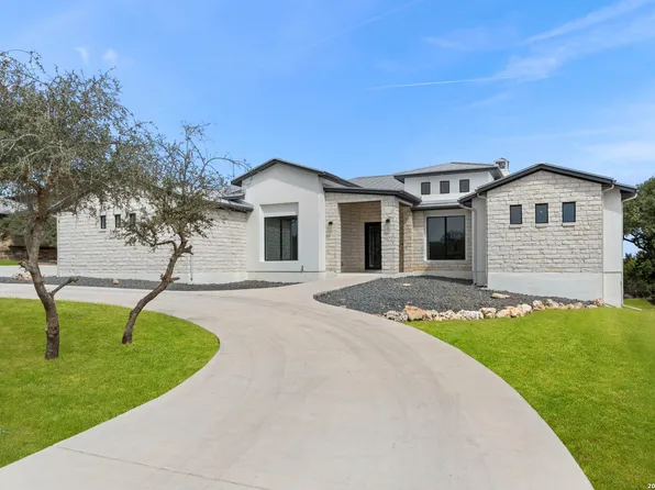2105 Passare, New Braunfels, TX 78132