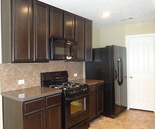 5th image of 20503 Baron Bend Ln