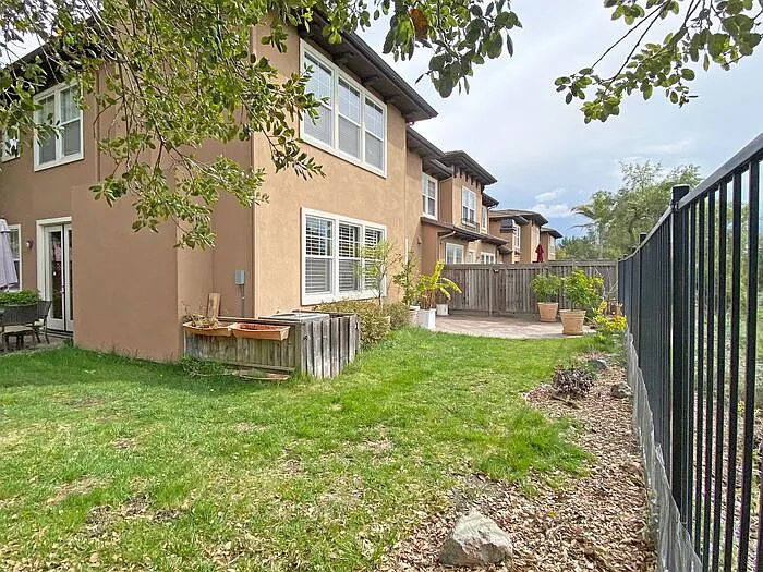4361 Red Maple Way — Photo 23