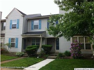 7-5 Stuart Dr, Freehold, NJ 07728