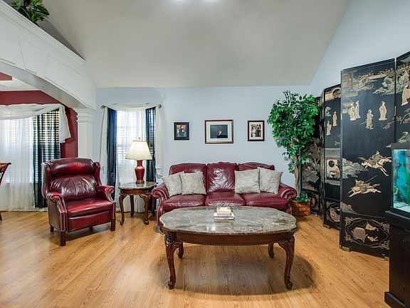 5th image of 3408 Hardwood Dr