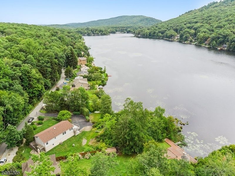 103 Woods Rd, Sandyston, NJ 07826 Zillow