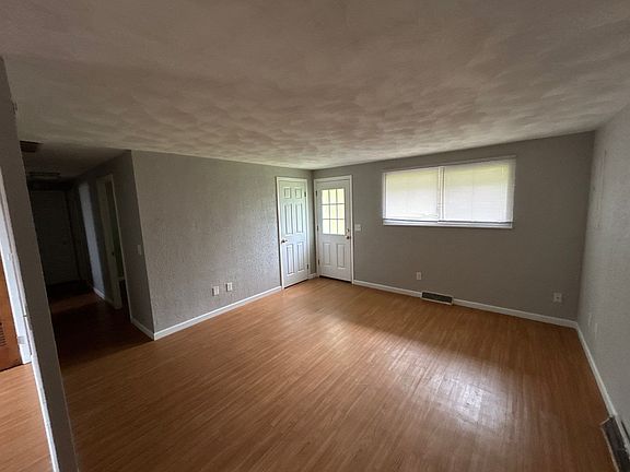 4th image of 1229 W 19th St