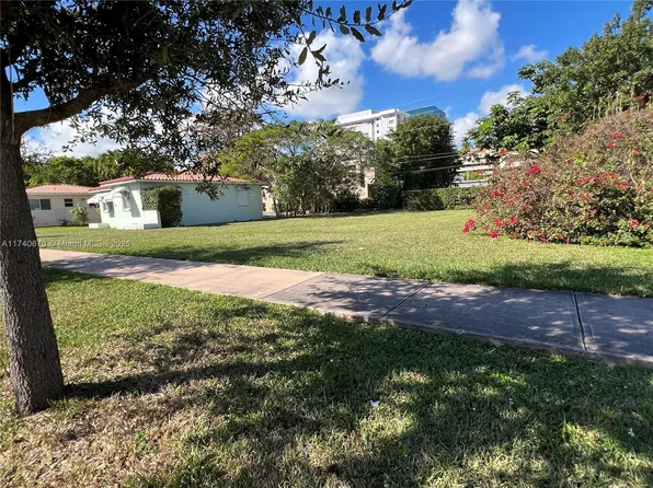 25 Sevilla Ave, Coral Gables, FL 33134