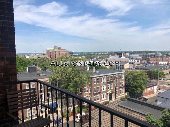 4th image of 28 Quint Ave #51H