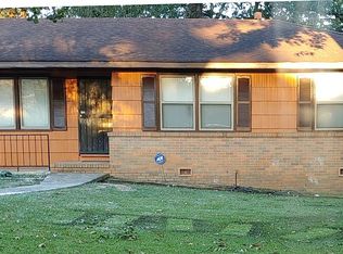 705 Oakland Dr, Midfield, AL 35064