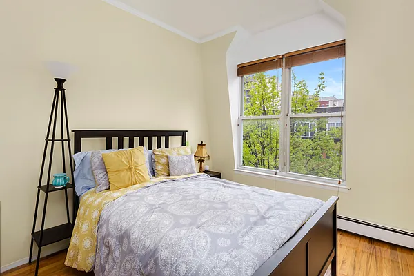 Rented by Douglas Elliman | media 6