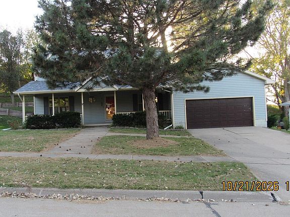 2nd image of 1304 46th St