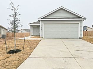 219 Sosie St, Marion, TX 78124