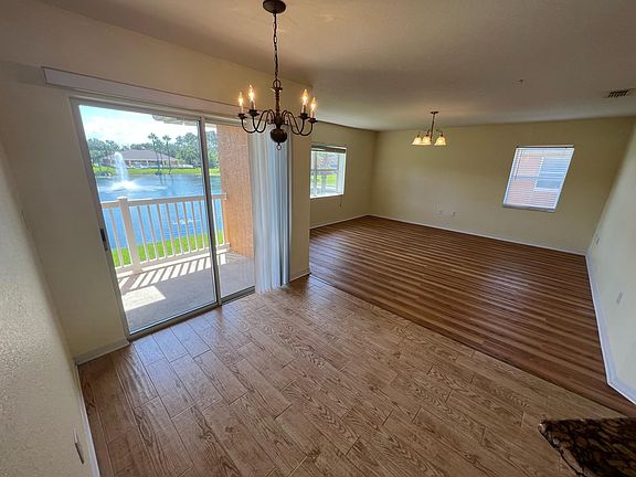 4th image of 4600 E Moody Blvd #4M
